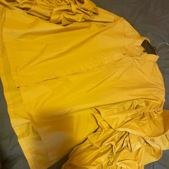 Vibrant Yellow Ruffled Blouse - Picture 2 of 3